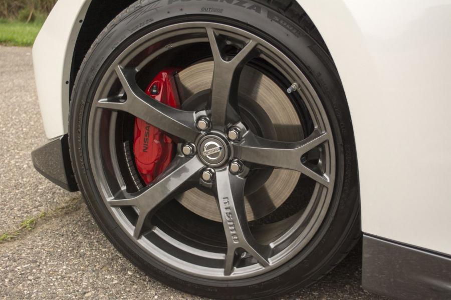 Nissan 370Z by Nismo 2013 года  (фото 34 из 90)